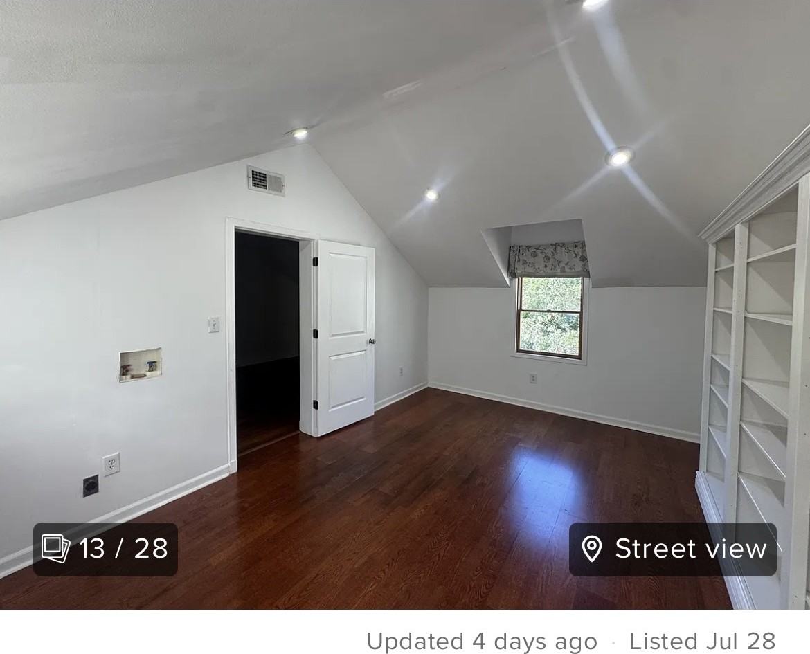 1940 Riverside Dr #NA - Photo 5 of 17