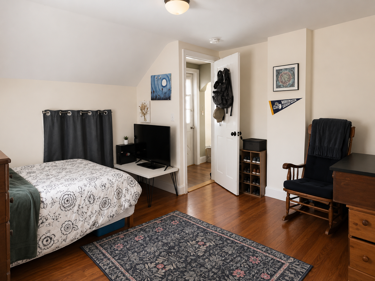 18 1st St #2 - Photo 7 of 14
