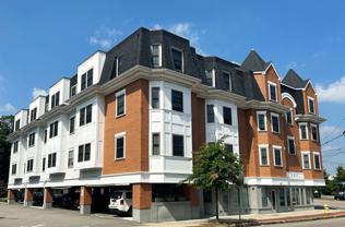 323 Washington St #208 - Photo 1 of 1