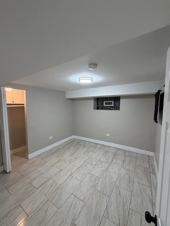 7503 W 64th St #B - Photo 5 of 11