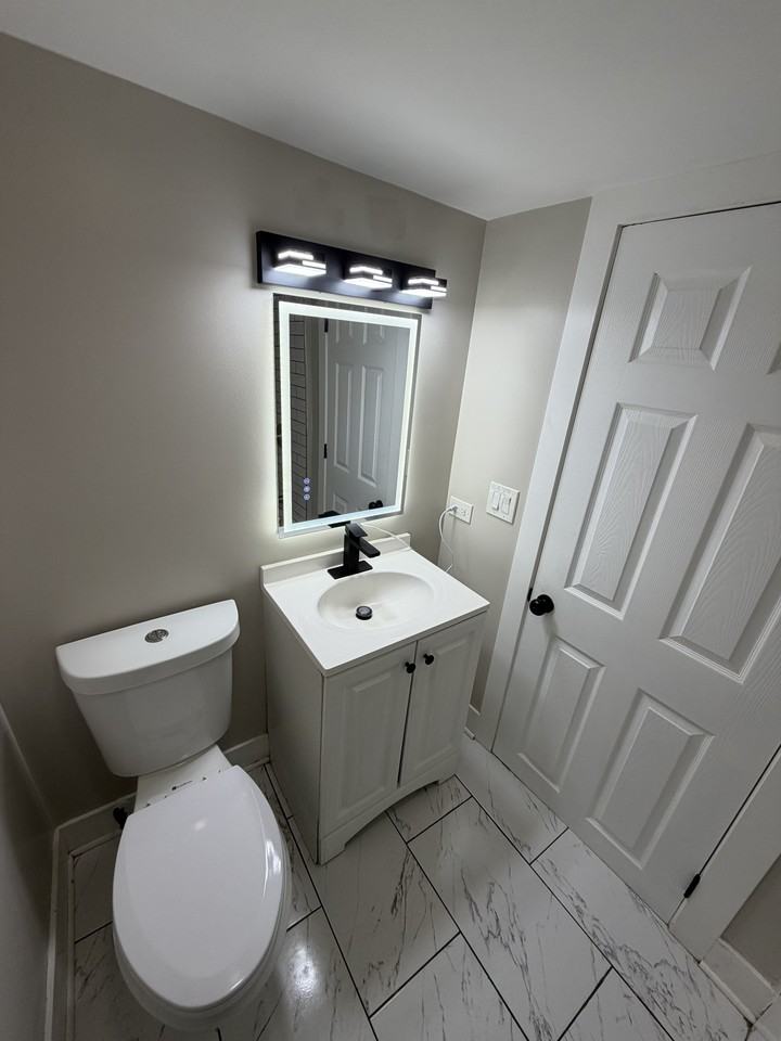 7503 W 64th St #B - Photo 6 of 11