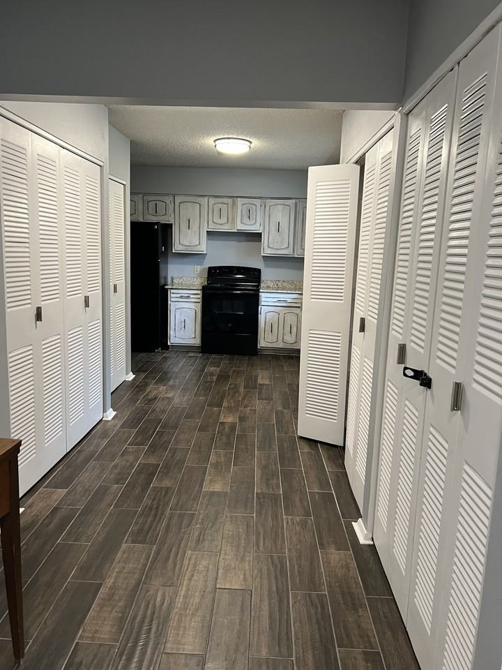 201 Audubon St #1004 - Photo 2 of 15