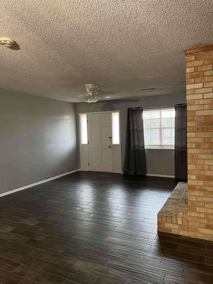 201 Audubon St #1004 - Photo 6 of 15