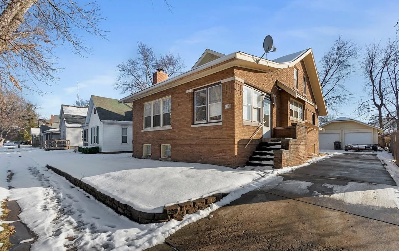 1816 W Callender Ave #NA - Photo 2 of 17