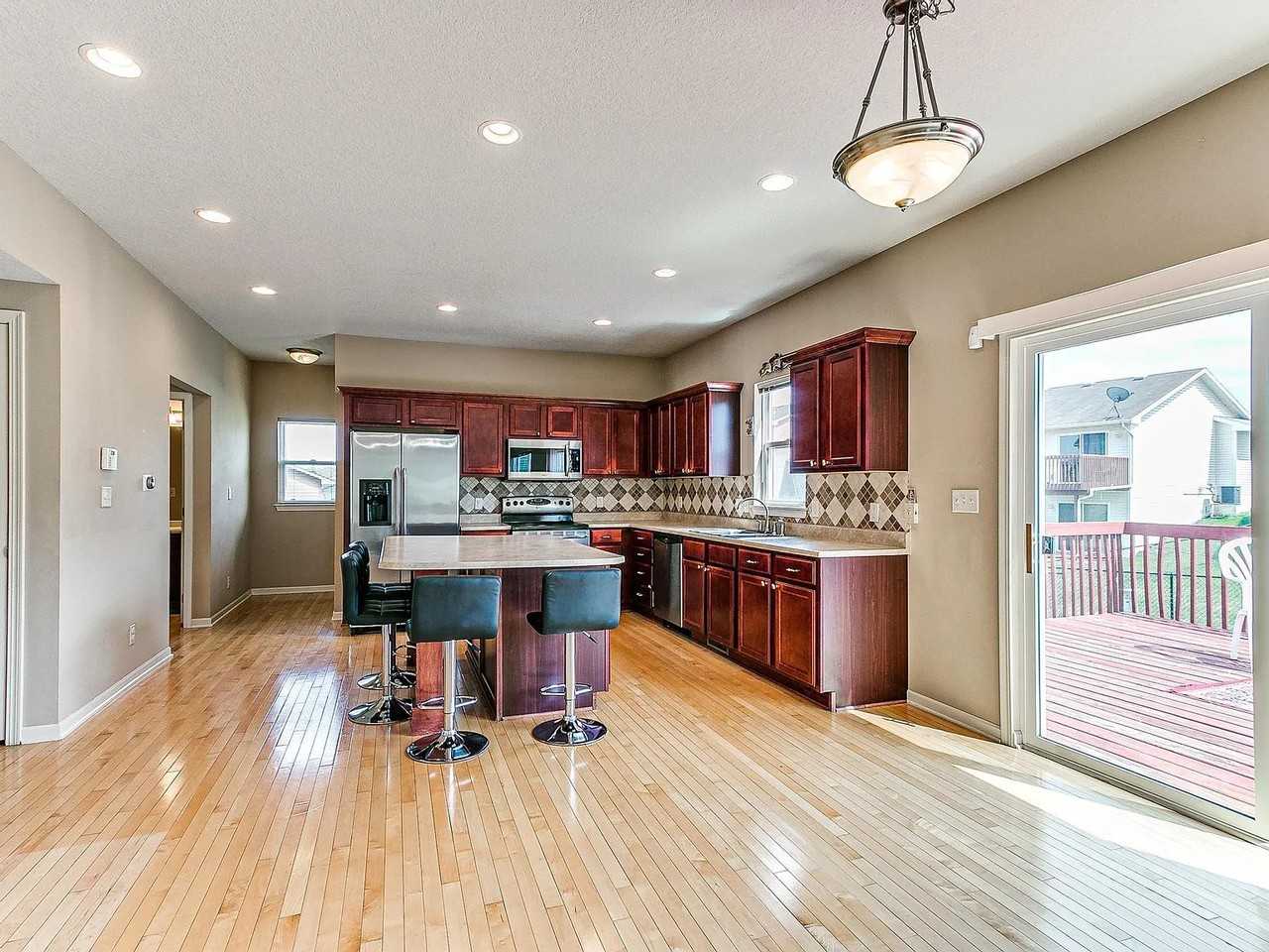 15222 Aurora Cir #NA - Photo 6 of 35