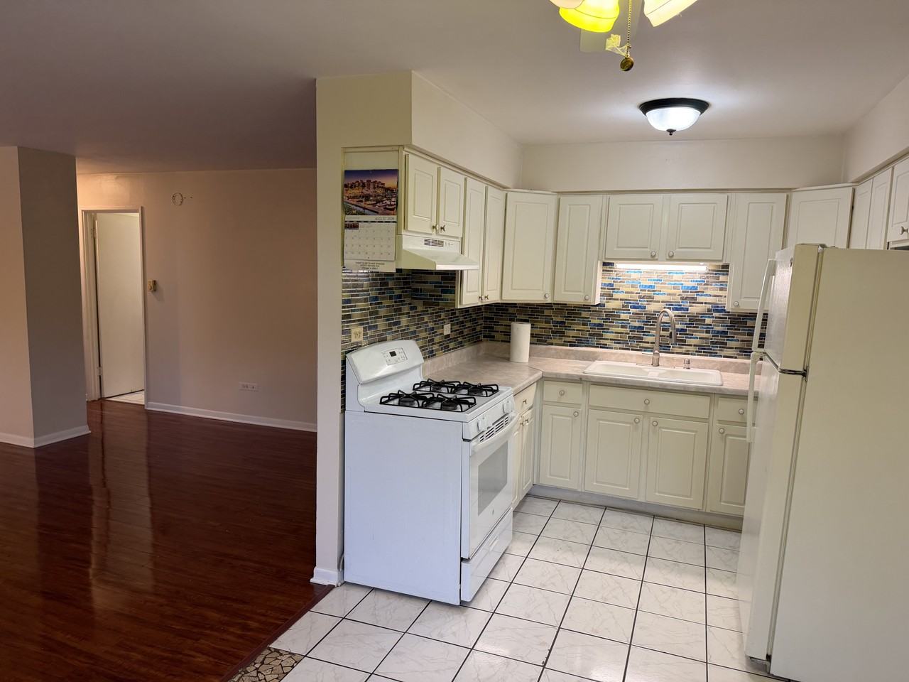 8018 S Hoyne Ave #18 - Photo 2 of 6