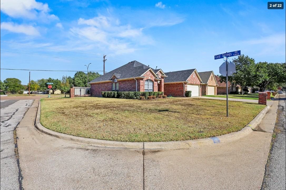 2127 Ballycastle Dr #NA - Photo 2 of 20