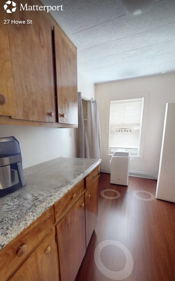27 Howe St #5