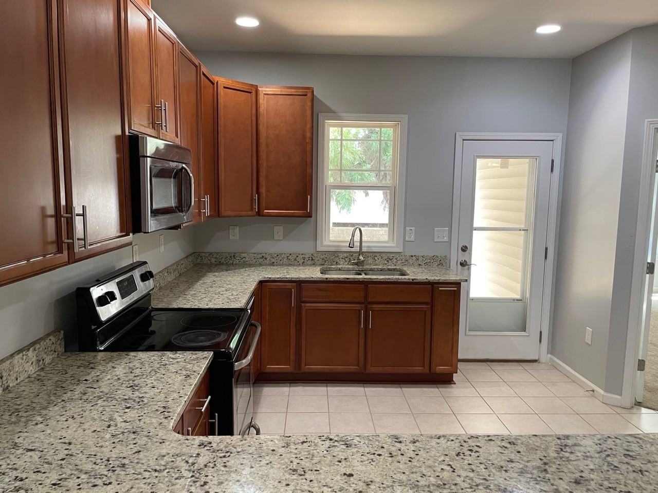 6305 Yates Mill Pond Rd #TH - Photo 5 of 20