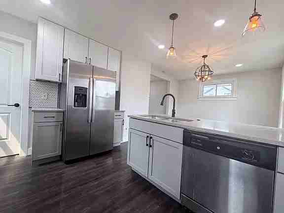 963 Stewart Avenue - Photo 5 of 9