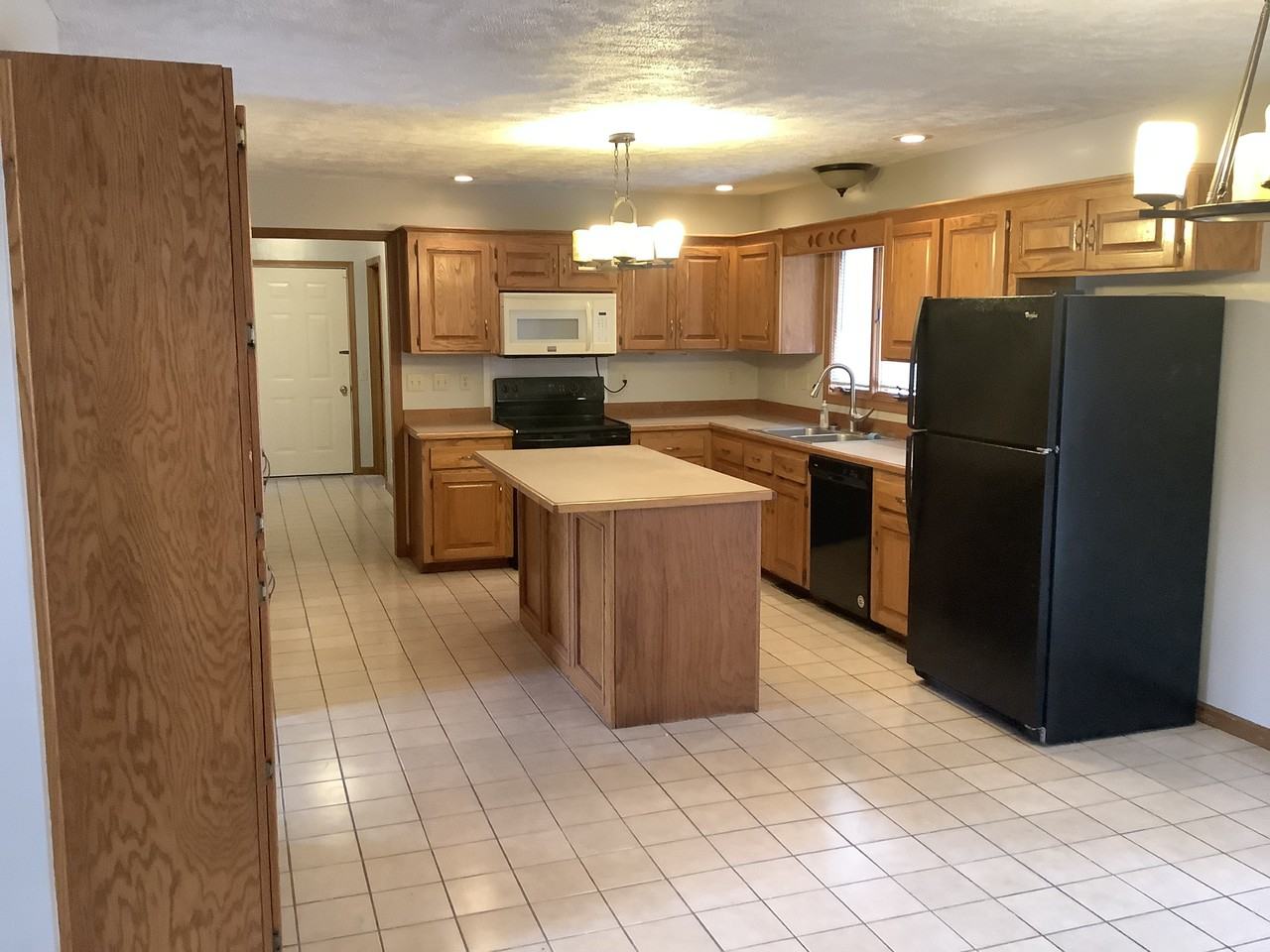 930 Barks Rd E #NA - Photo 4 of 15