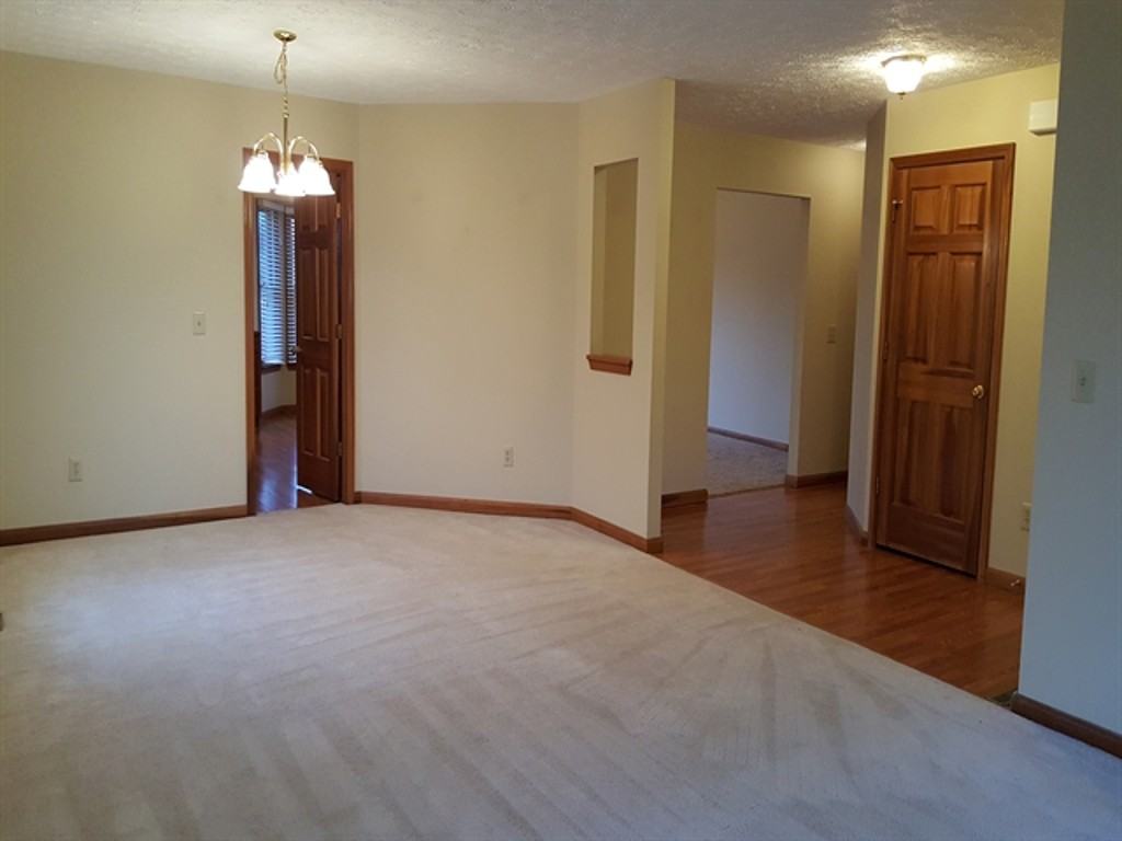 561 South Annandale Drive - Photo 7 of 15