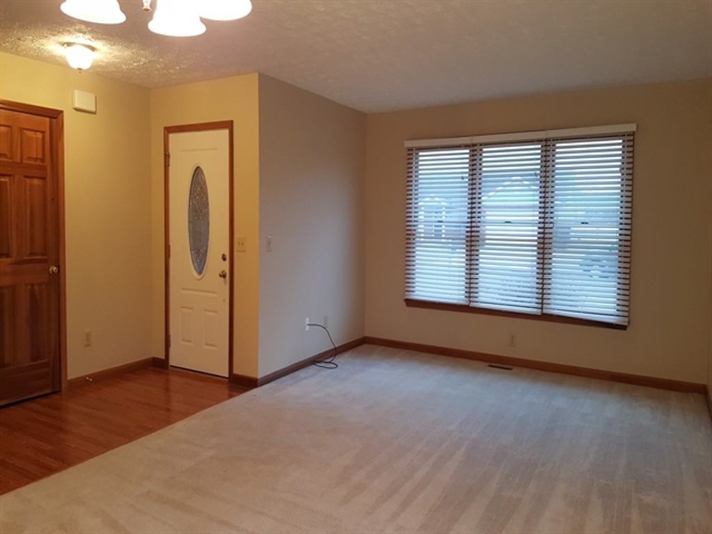 7242 Winkworth Parkway - Photo 6 of 27