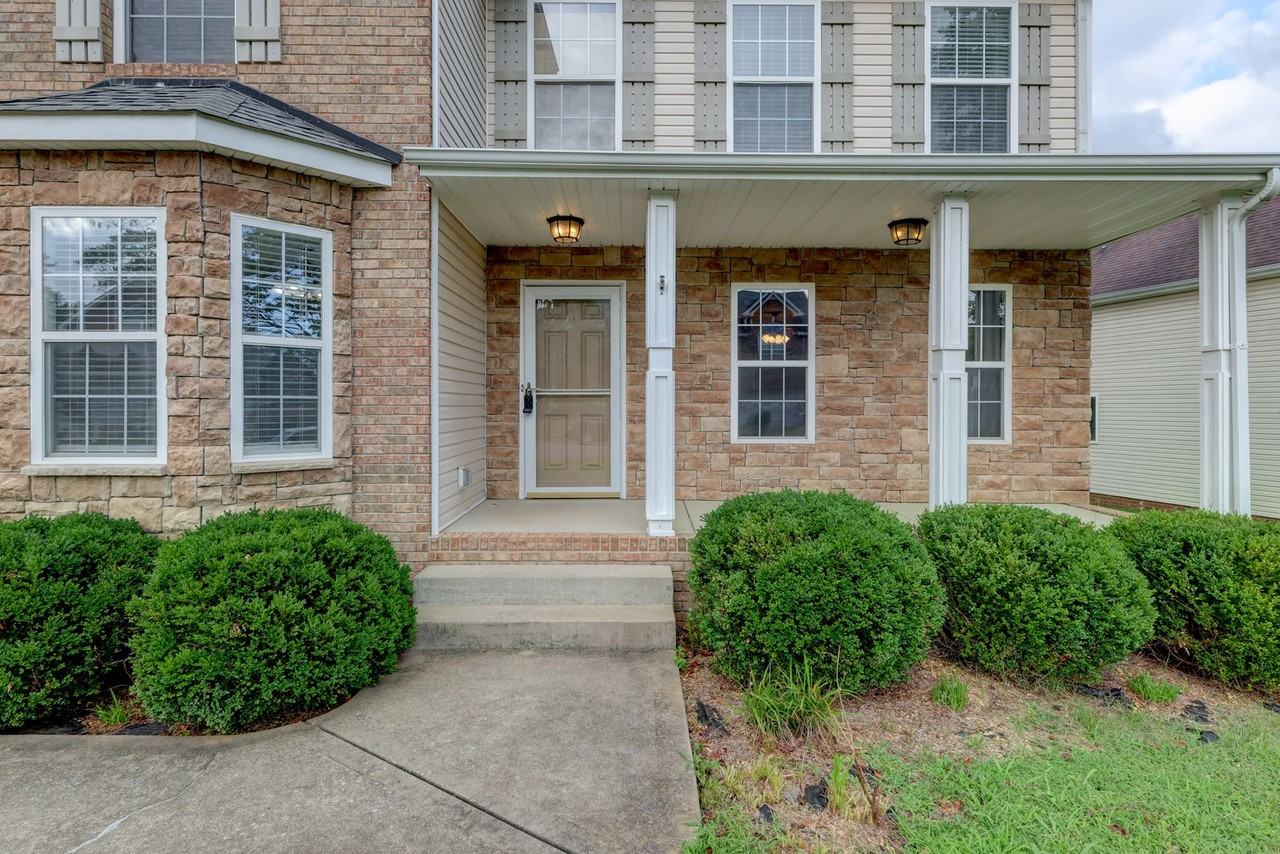 791 Colin Ct - Photo 3 of 48