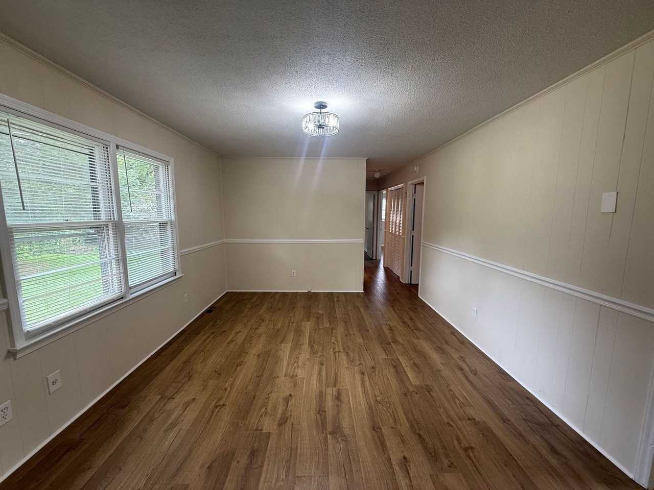 1570 Marett Boulevard Ext - Photo 4 of 17