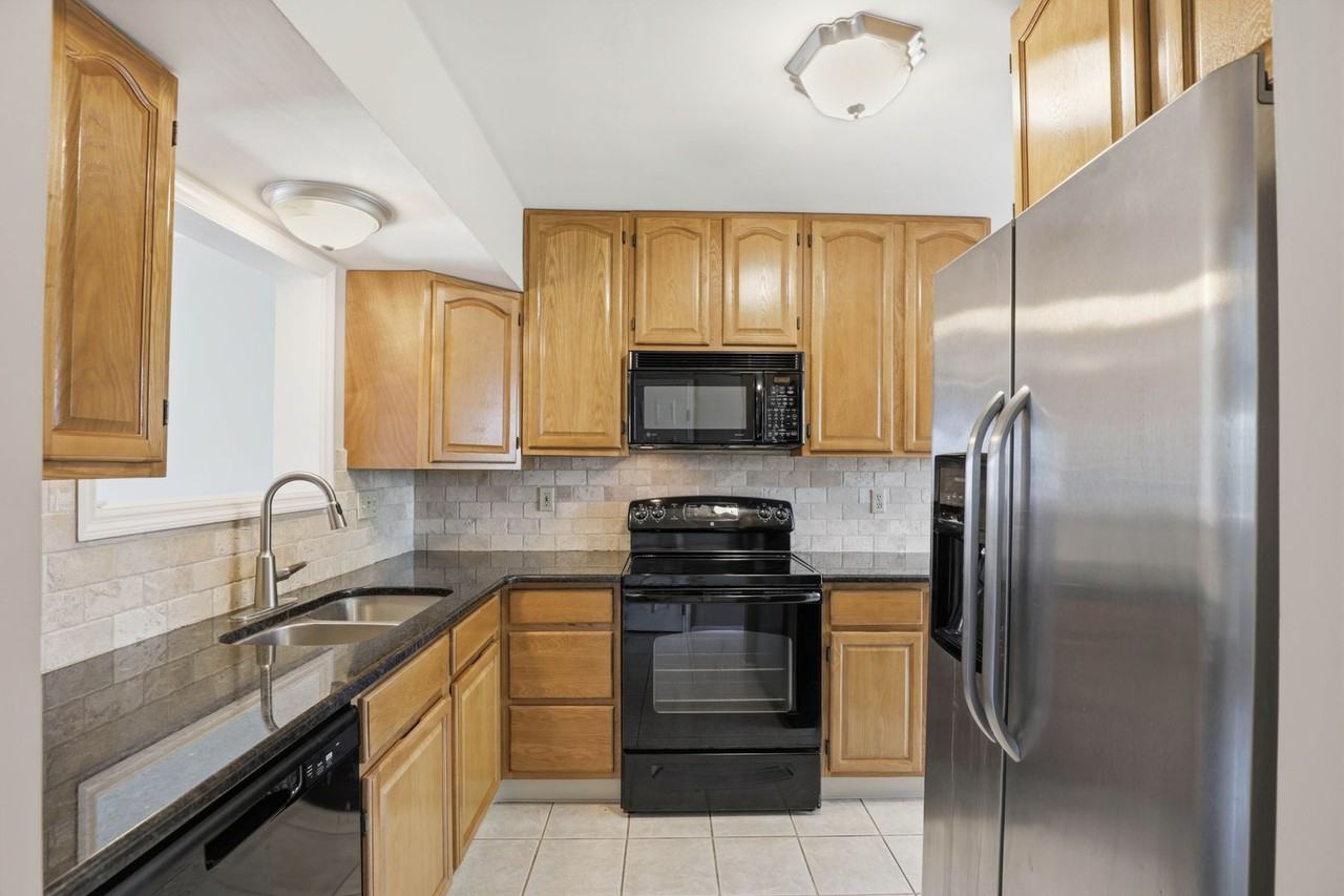 106 Spring Ridge Ct - Photo 3 of 47