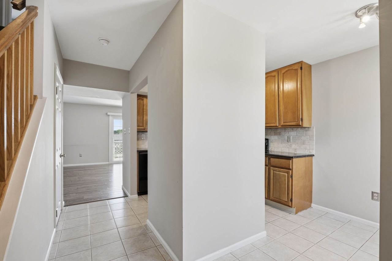106 Spring Ridge Ct - Photo 5 of 47
