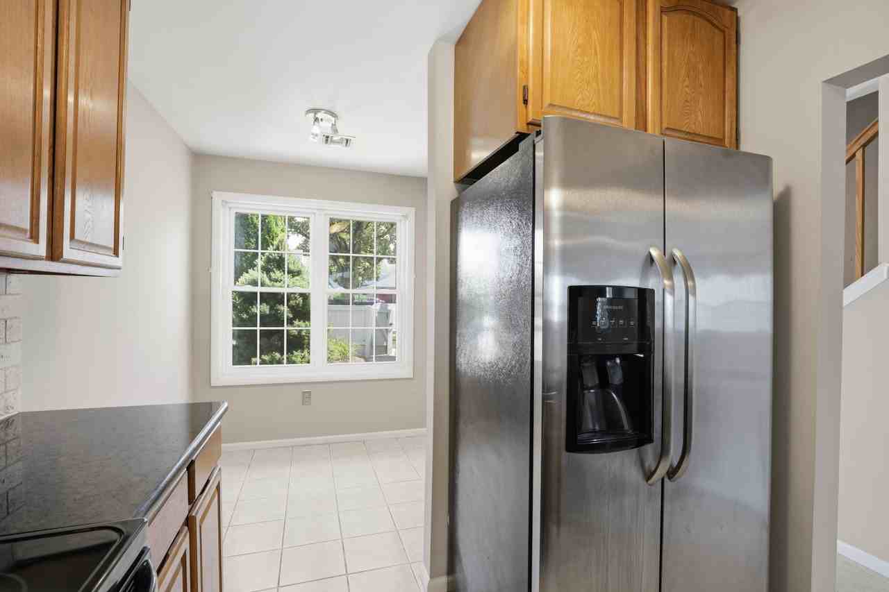 106 Spring Ridge Ct - Photo 6 of 47