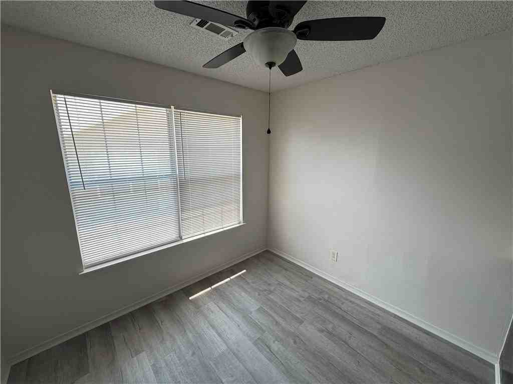 1272 N Tradition Ave - Photo 6 of 21