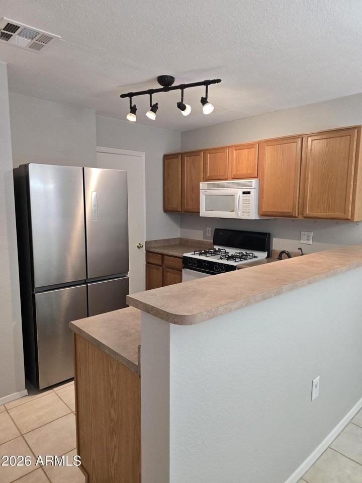 125 S 56th St #41 - Photo 7 of 14