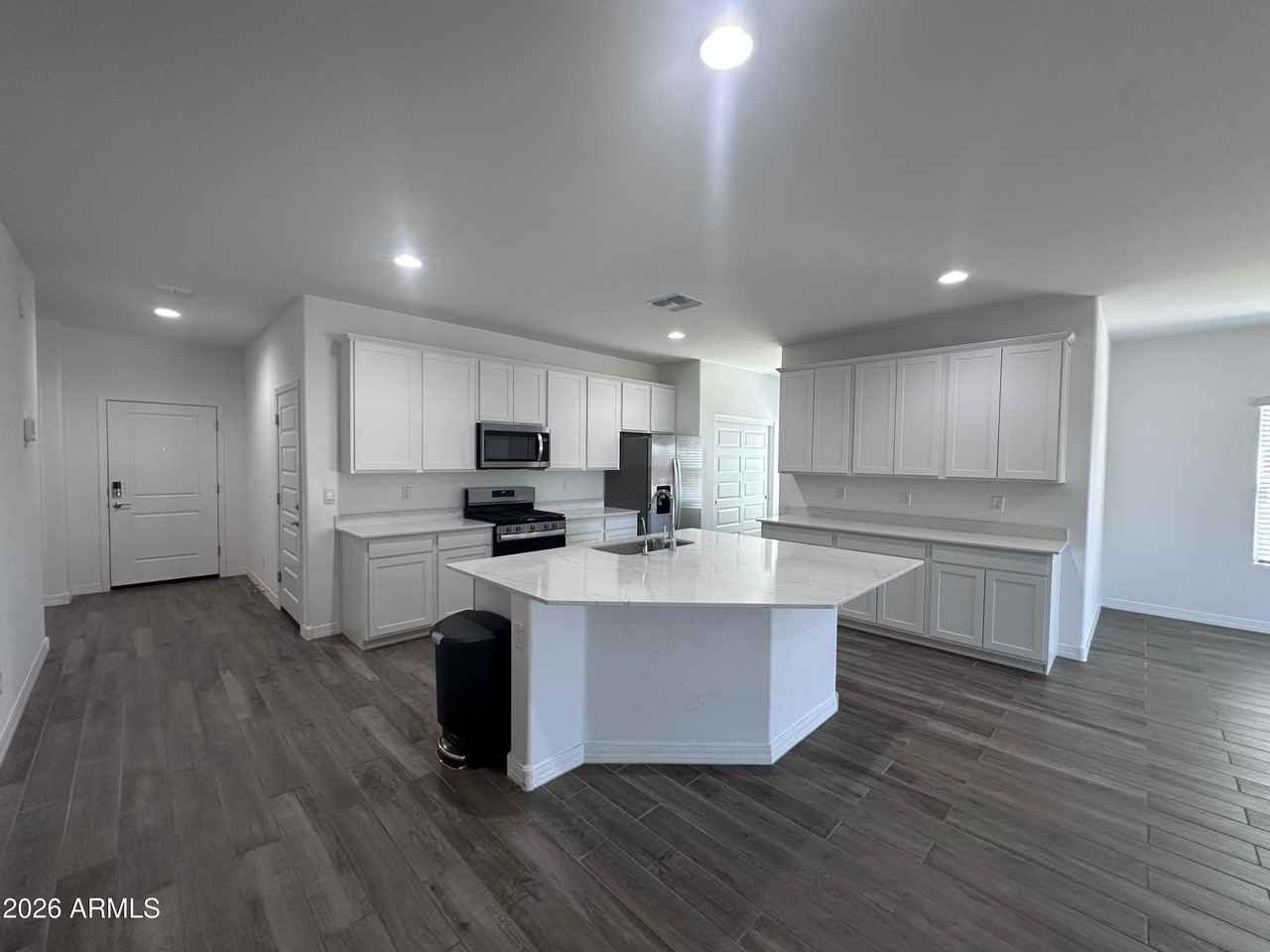 5497 W Summer View Dr - Photo 5 of 8