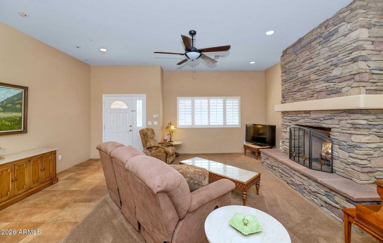 5839 E Indian School Rd - Photo 5 of 24