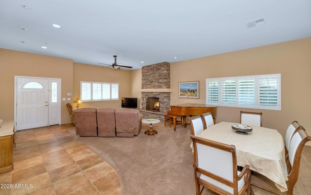 5839 E Indian School Rd - Photo 6 of 24