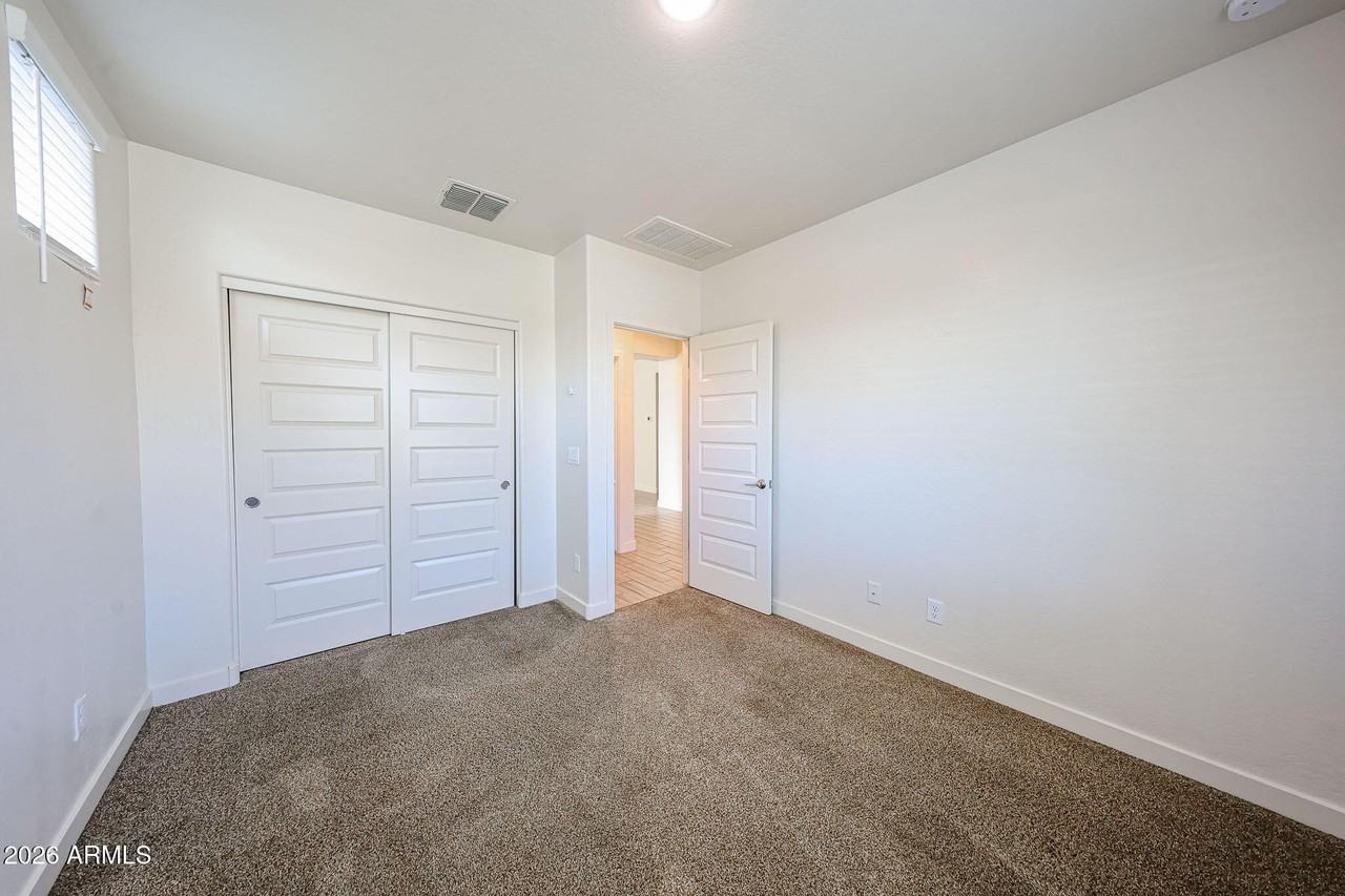 16739 W Sand Hills Rd - Photo 7 of 46