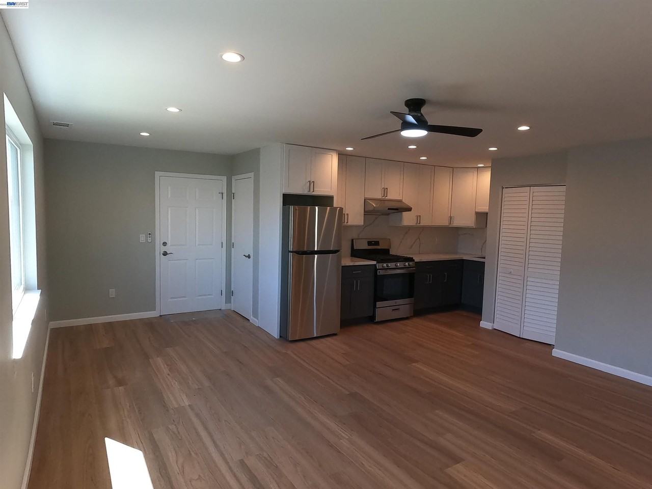 722 Foothill Blvd - Photo 2 of 20