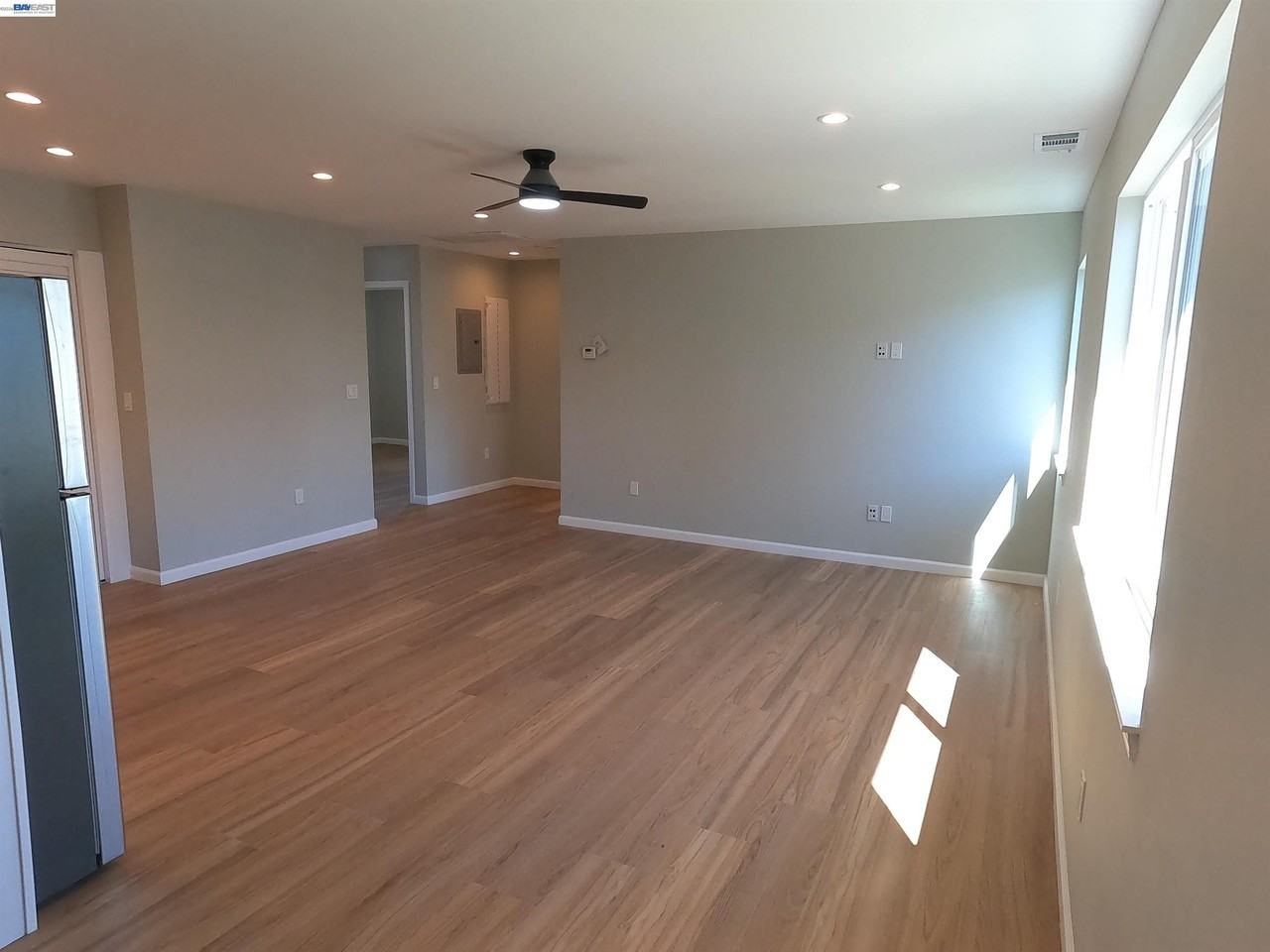 722 Foothill Blvd - Photo 3 of 20