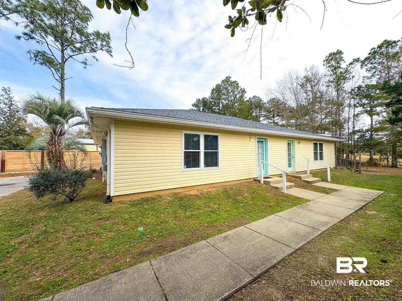 5652 Dee St #A - Photo 3 of 26