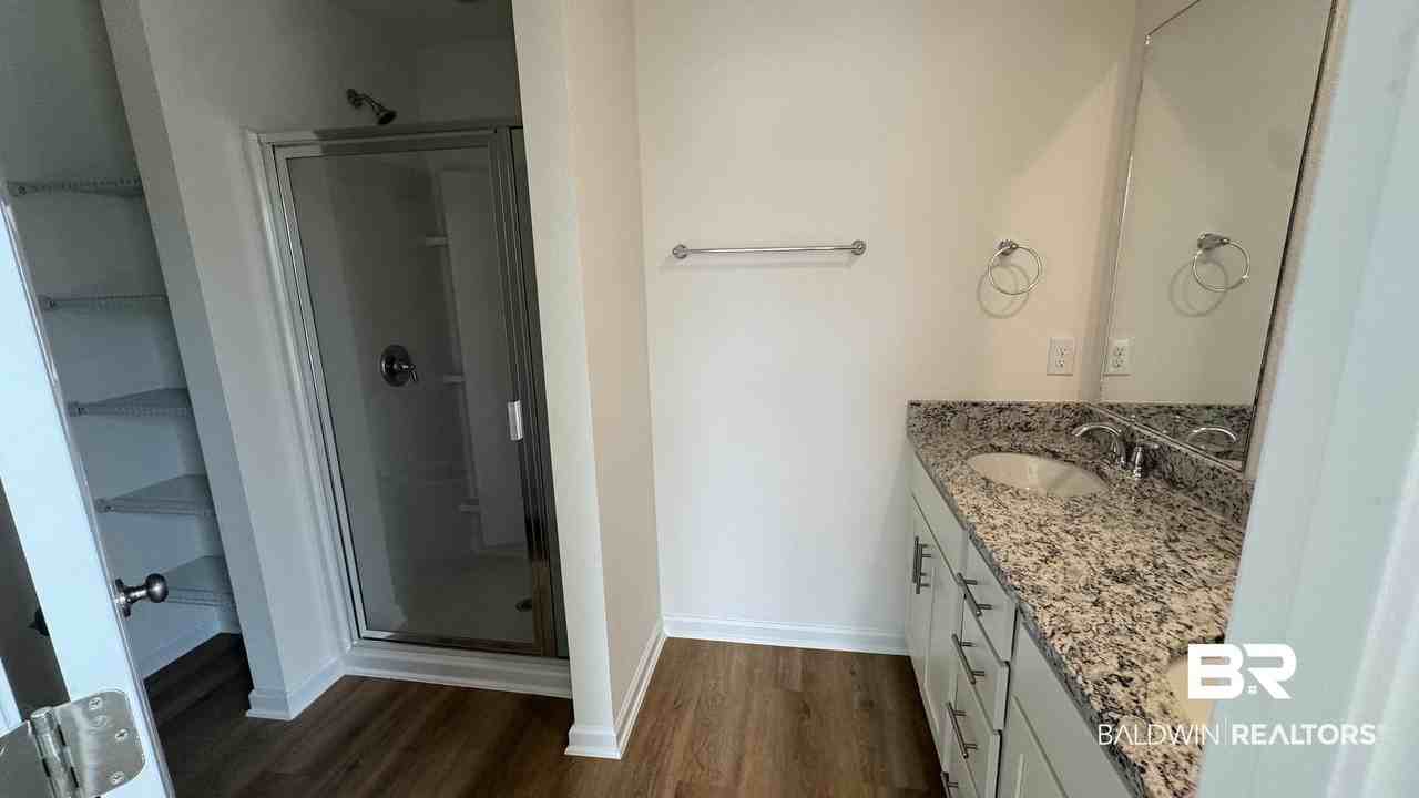 4144 Lost Bay Dr - Photo 4 of 8