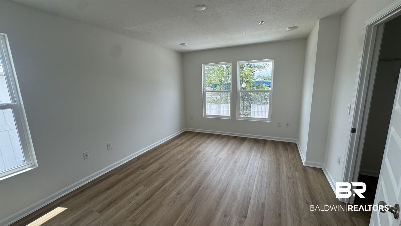 4144 Lost Bay Dr - Photo 5 of 8