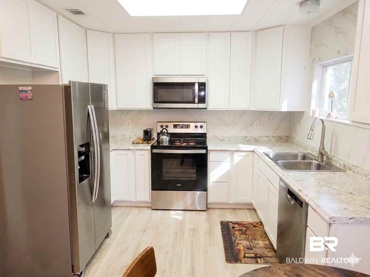 34394 Lost River Rd - Photo 6 of 23