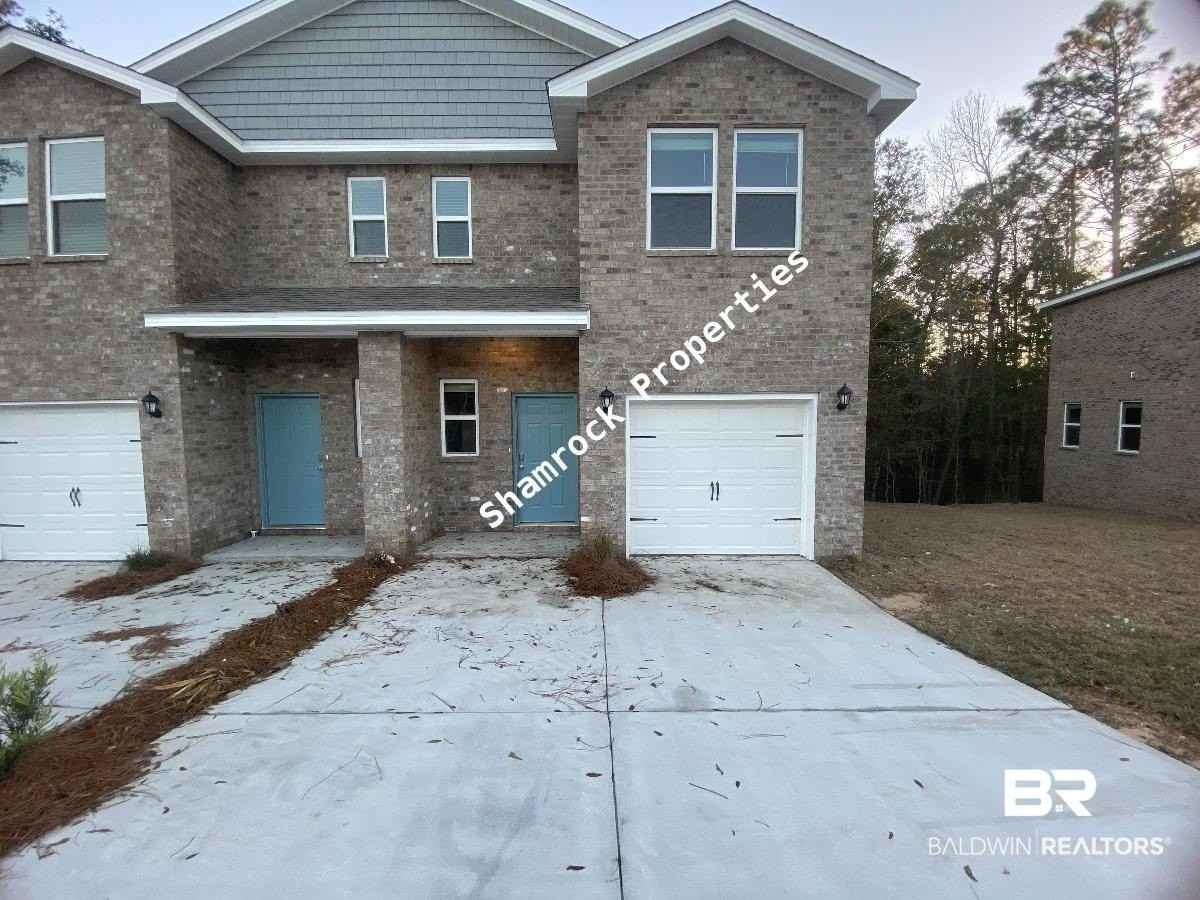 6677 Spaniel Dr