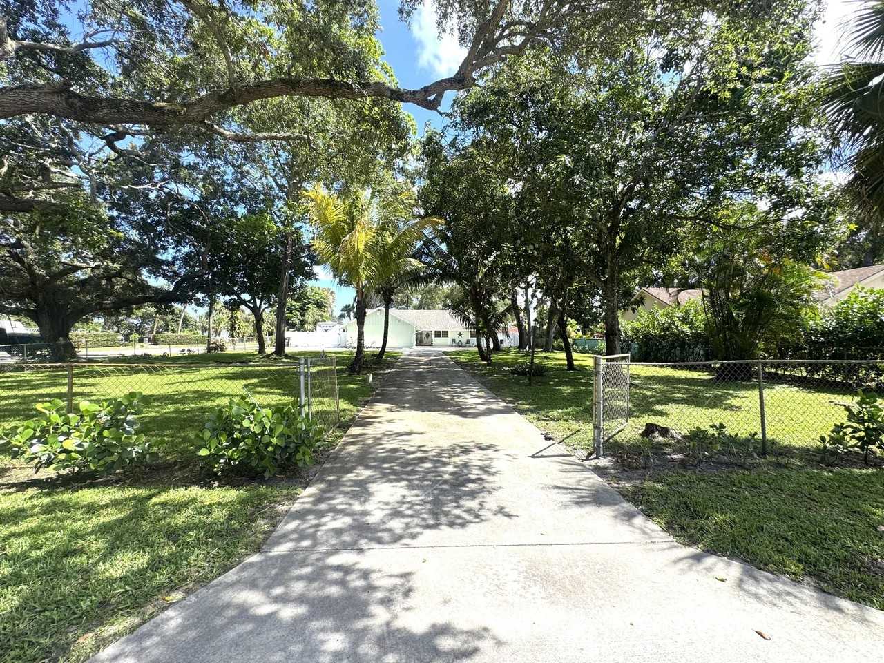 2518 Ranch House Road - Photo 2 of 24