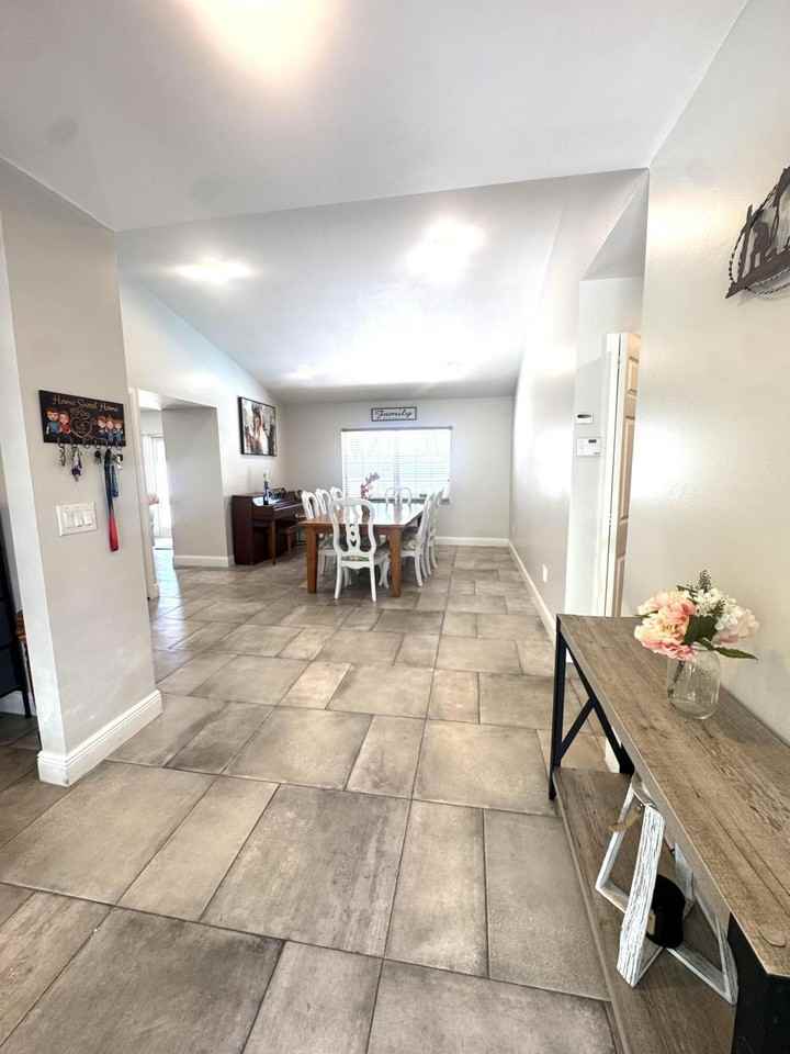 2518 Ranch House Road - Photo 6 of 24