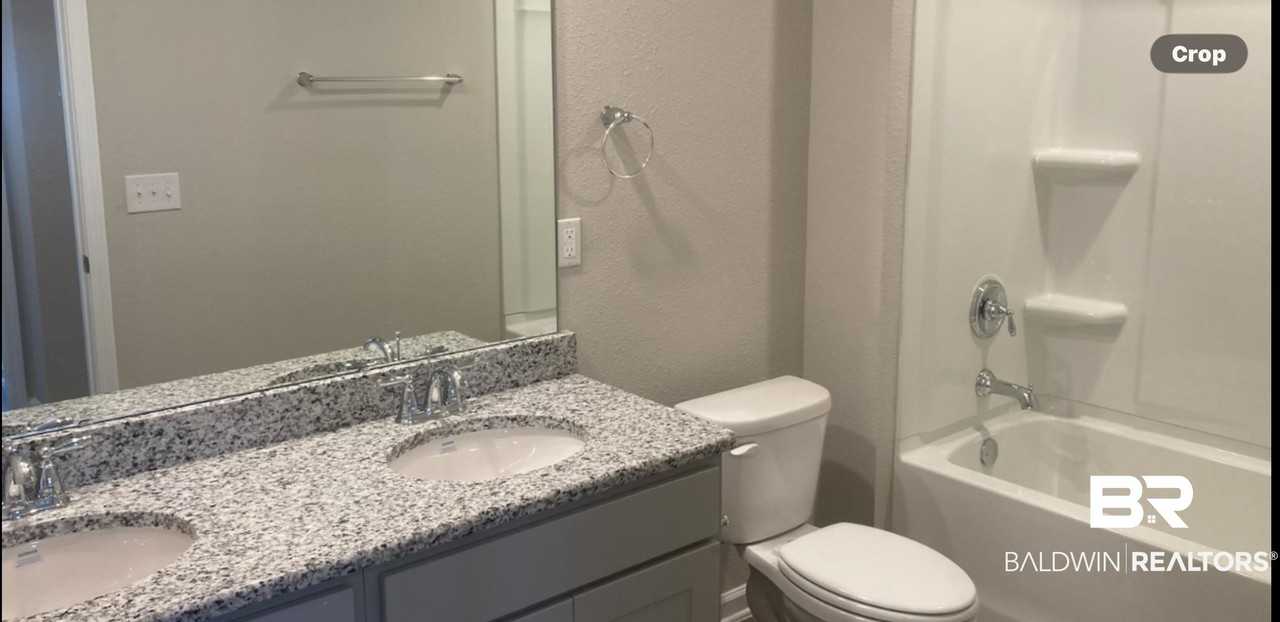 20591 Mercury Dr - Photo 5 of 7