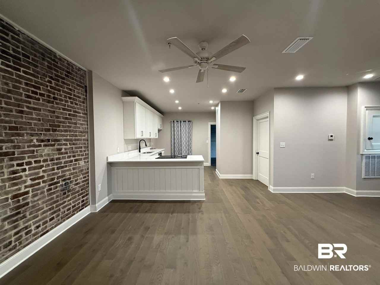 102 N Alston St #203 - Photo 7 of 15