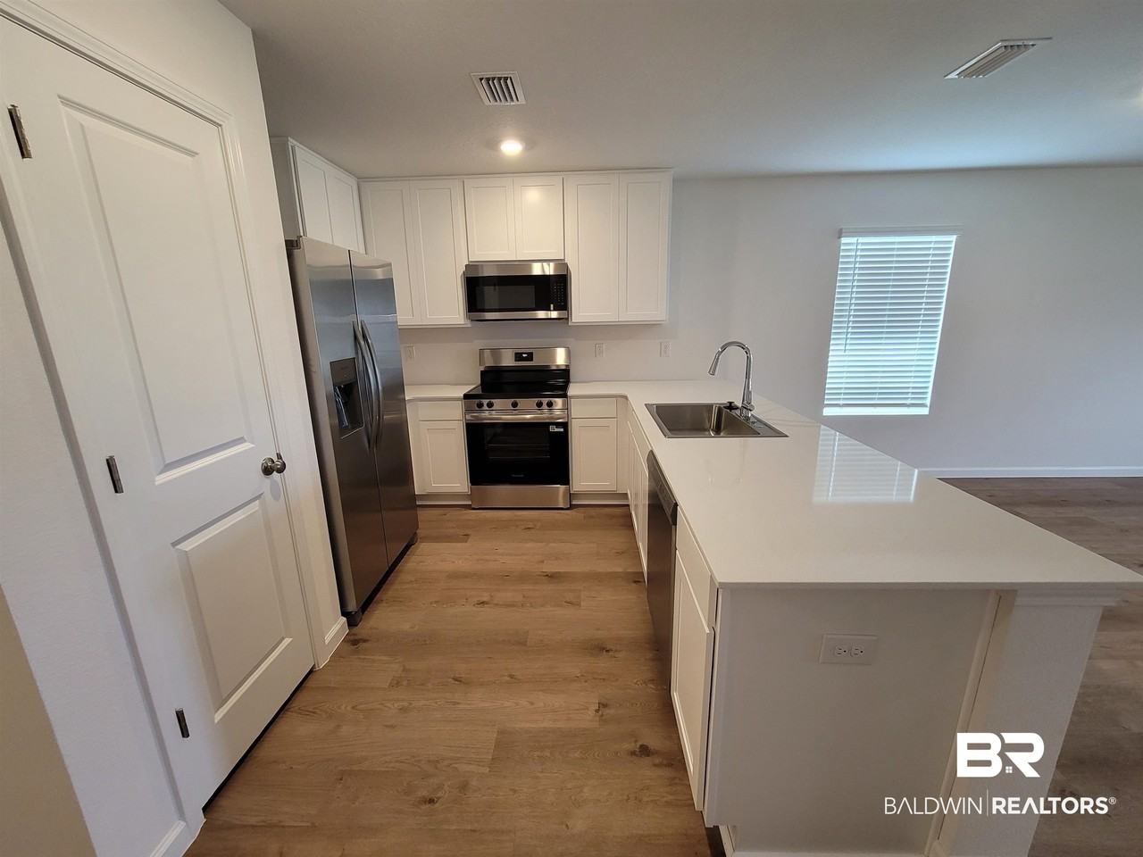 15417 Furlong Loop - Photo 5 of 17