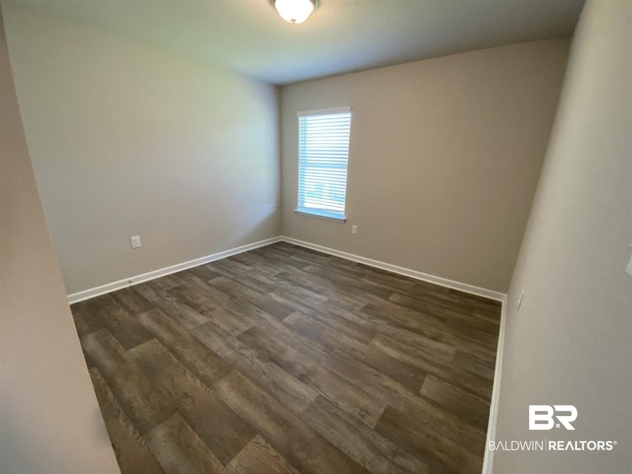 8018 Irwin Loop - Photo 6 of 22