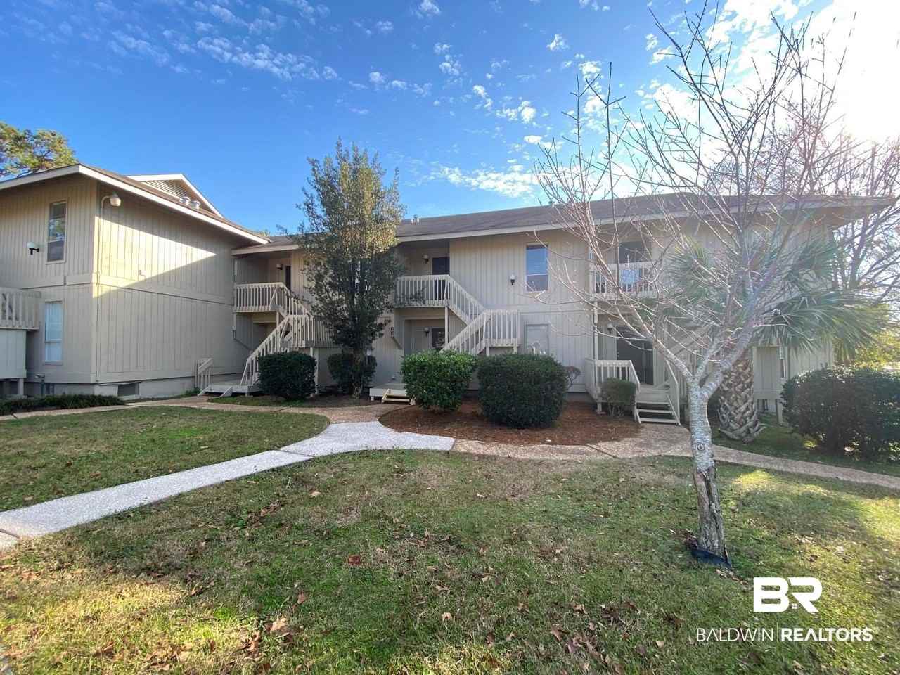 2055 Seacliff Dr N #2055 - Photo 4 of 15