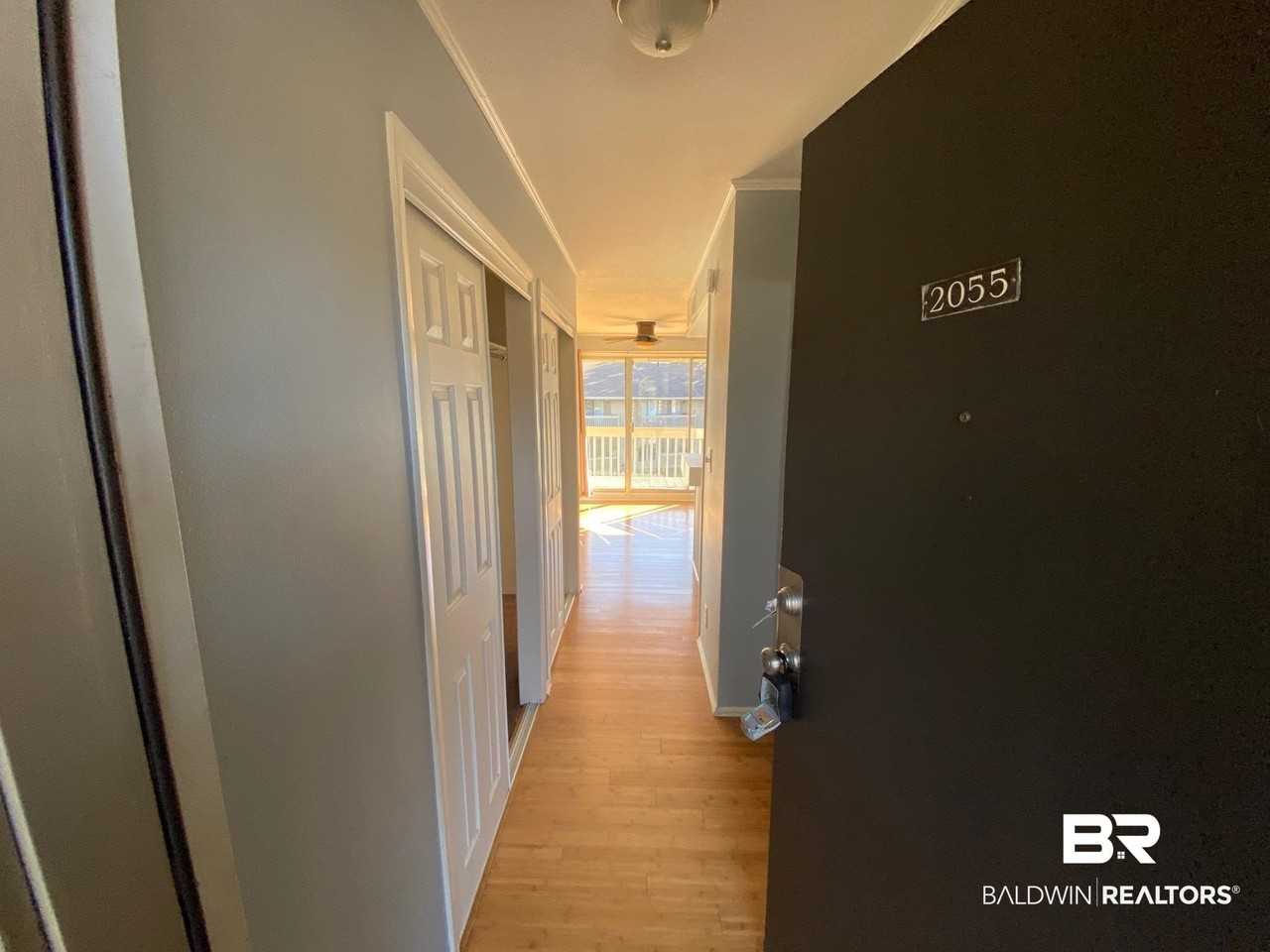 2055 Seacliff Dr N #2055 - Photo 5 of 15