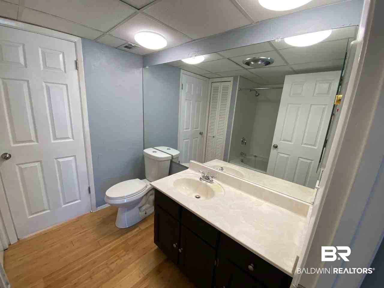 2055 Seacliff Dr N #2055 - Photo 7 of 15
