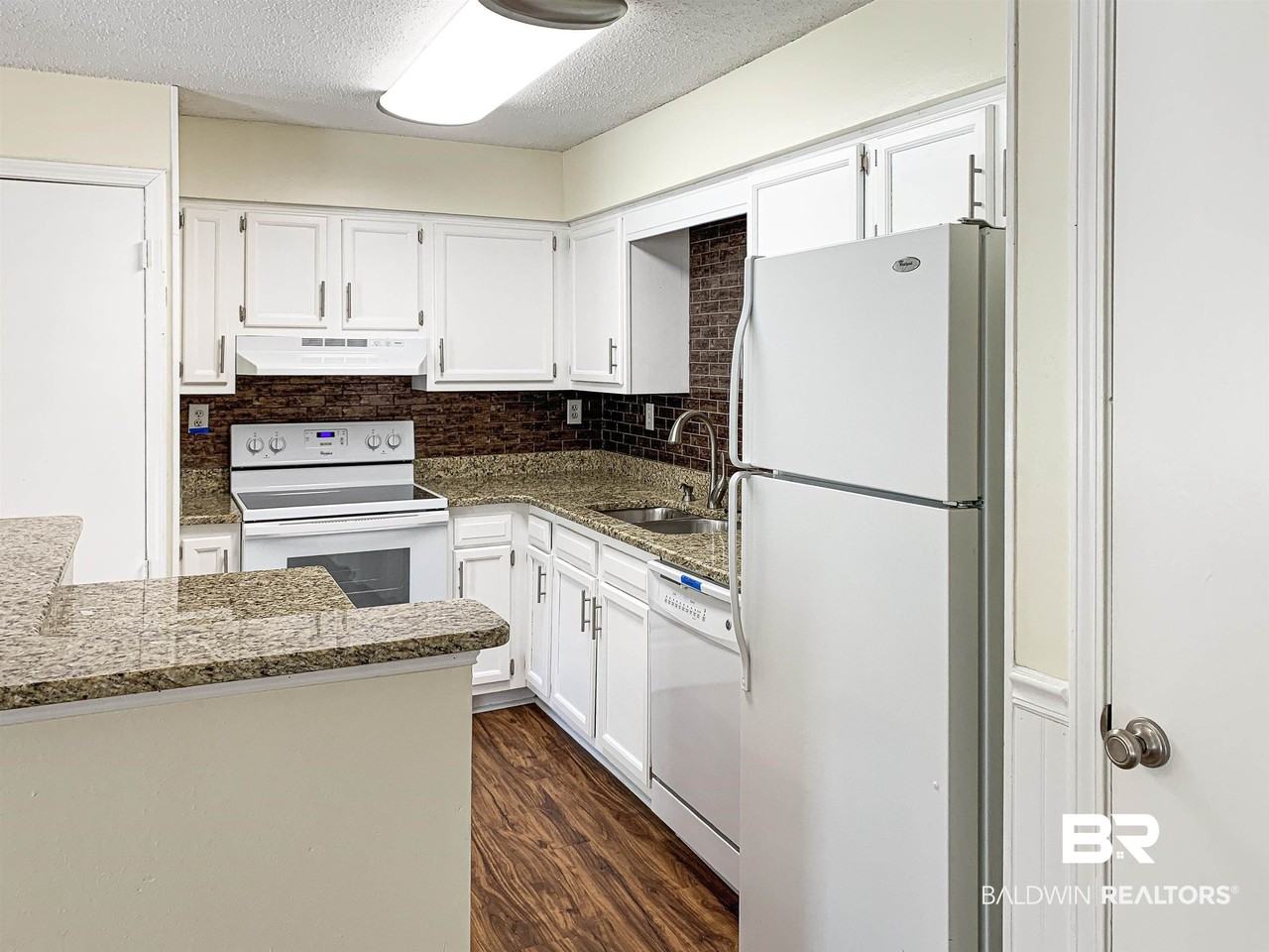 5608 Cottage Hill Rd #214 - Photo 4 of 12