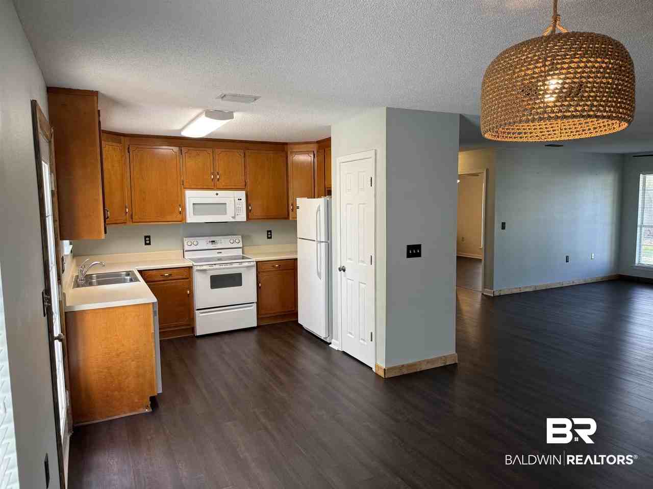 28712 Canal Rd - Photo 3 of 23