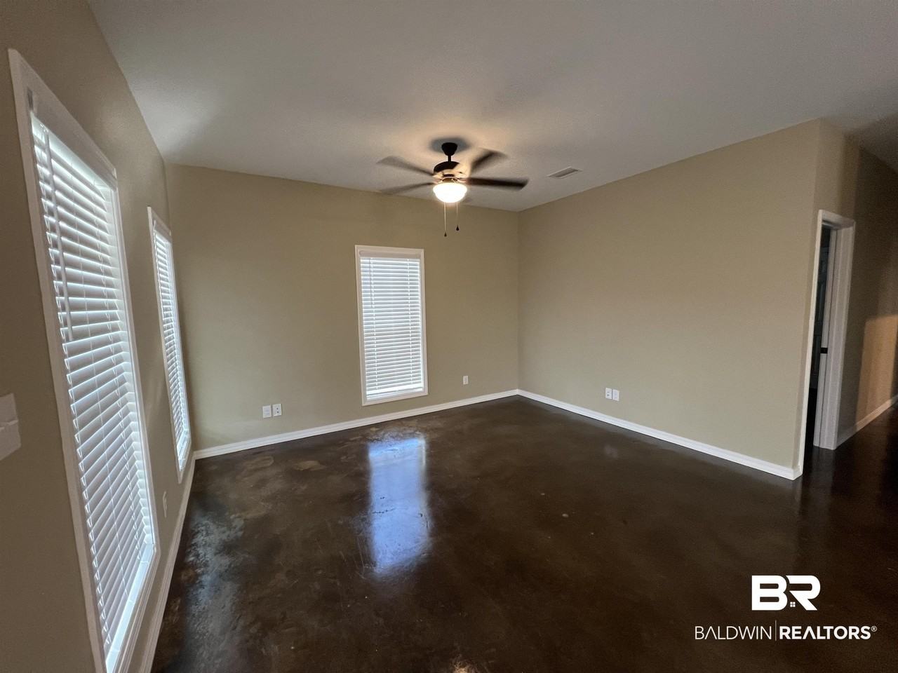 12862 Churchill Dr #A - Photo 3 of 15