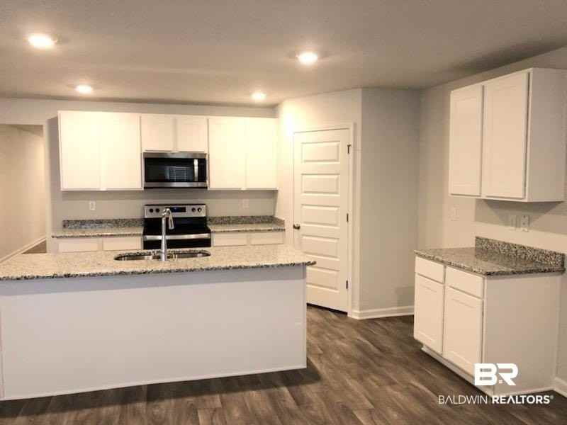 10833 Northern Dancer Ct - Photo 2 of 12