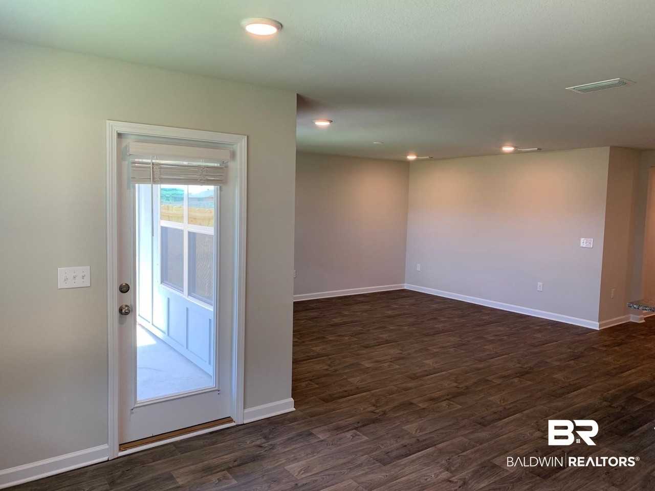 8317 Harmon St - Photo 6 of 20