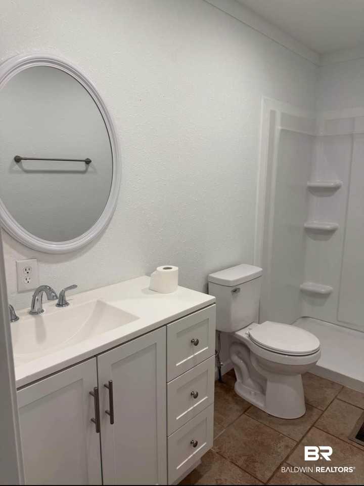 18786 Hillside Cir S - Photo 6 of 9